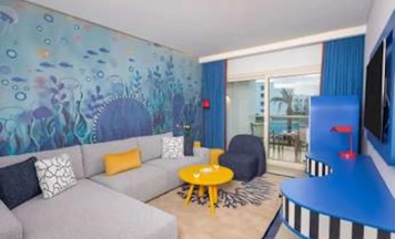 Двухместный полулюкс Tirana двуспальная кровать в Rixos Radamis Tirana Hotel