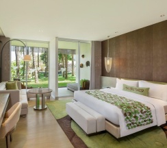 Двухместный номер Wonderful Garden Escape с балконом двуспальная кровать в W Bali - Seminyak