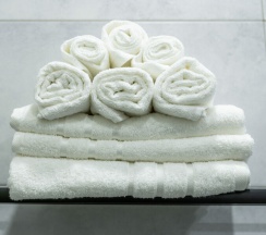 Семейный с 1 двухспальной кроватью и 1 односпальной кроватью в Арт Март