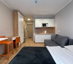 Апартаменты в ЖК "START"  (спальные места 2+2), (Метро Парнас, 15 минут пешком) в Rauktis apartments