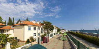 Сириус: Отель Адлер
