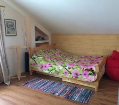 Шестиместный коттедж с красивым видом из окна в Домик у реки
