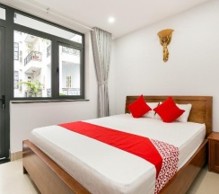 Двухместный номер Deluxe с балконом двуспальная кровать в Super OYO 520 Friendly Homestay