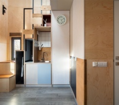 House Antresol в Сарай Сараев