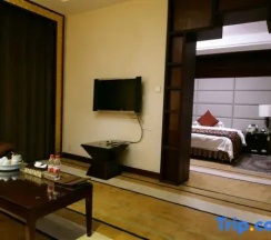 Люкс Deluxe в Dunhuang Hotel