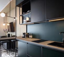 Двухместная студия двуспальная кровать в Novotel Living Almaty Jetisu