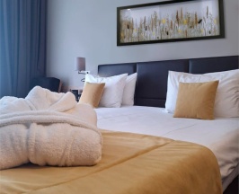 Премьер в Golden Tulip