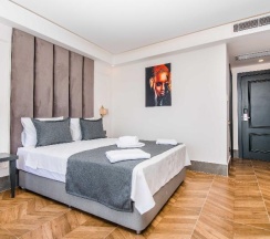 Двухместный номер Standard с балконом двуспальная кровать в Kas Pier Hotel
