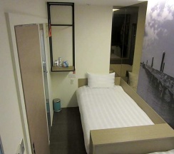 Кровать в общем номере (мужской номер) в Gs Hotel - Hostel