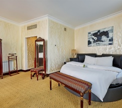 Делюкс с балконом в The Rooms Boutique Hotel