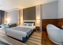 РОМАНТИК в Grand Spa Hotel Avax