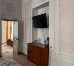 4х местный, 2 ком., люкс. №201 в Курортмед