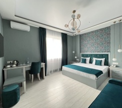 Люкс в Aredo Hotel