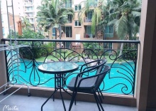 Двухместный номер Standard с видом на бассейн двуспальная кровать в Atlantis condominium Jomtien by Richard