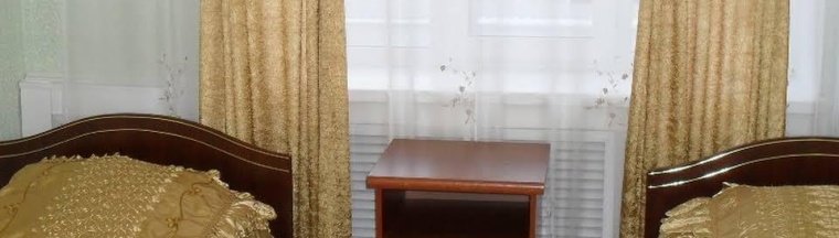 Номер стандарт с 2 односпальными кроватями в Шахтёр