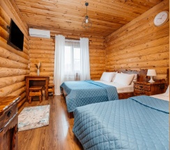 Трехместный номер Делюкс в Избушка