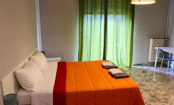 Двухместный номер Economy двуспальная кровать в B&B Cavour 124