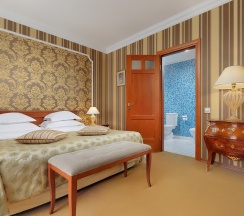 Джуниор сюит в Author Boutique Hotel