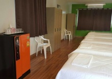 Двухместный номер Deluxe двуспальная кровать в Varinda Hostel