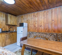 Коттедж Superior с красивым видом из окна в Раш