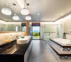 Двухместная вилла с видом на горы двуспальная кровать в The Private Pool Villas at Civilai Hill Khao Yai