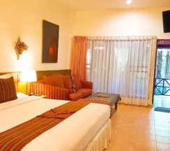 Люкс семейный Big Bird в Birds and Bees Resort