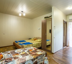 Семейный номер Standard с 2 комнатами с красивым видом из окна в Ангелина