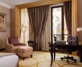 Делюкс в The St. Regis Moscow Nikolskaya