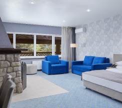 Однокомнатный люкс с камином/ Suite with fireplace в Кантри Резорт