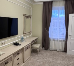 НОМЕР "ЛЮКС" в Губернаторъ