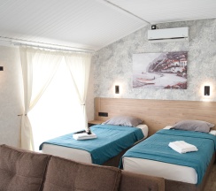 Двухместный номер с большой кроватью или двумя односпальными кроватями КОМФОРТ ПЛЮС в Морской