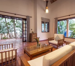 Семейный коттедж с видом на море в Cassia Cottage Resort and Spa