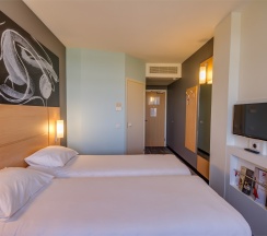 Номер Standard с 2 односпальными кроватями в ibis Cheboksary Center
