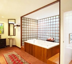 Двухместный люкс Bourgogne Ocean Wing двуспальная кровать в Mom Tri's Villa Royale