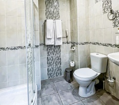 Номер 1 категории 1 большая кровать в Беловодье