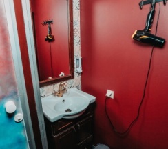 Место в общей 12ти местной комнате в Heritage