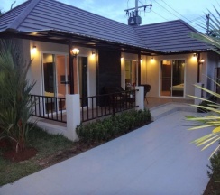 Одноместная вилла Deluxe с 2 комнатами в Thuan Resort