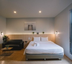 Двухместный номер Standard c 1 комнатой двуспальная кровать в The Arbern Hostel x Bistro