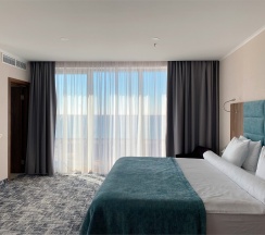 Трехкомнатные Апартаменты с бассейном и видом на море в Grand hotel Anapa