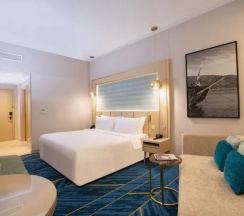 Двухместный номер Superior с видом на воду 2 отдельные кровати в Maani Muscat Hotel & Suites
