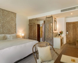 Двухместный номер Pool Access Lagoon Grand Deluxe двуспальная кровать в Eden Beach Khaolak Resort and Spa A Lopesan Collection Hotel