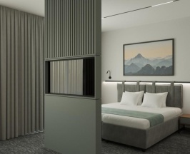 Двухместный полулюкс с балконом двуспальная кровать в Трубник