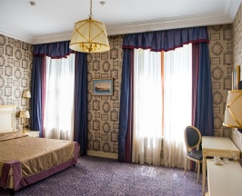 Делюкс в Невский