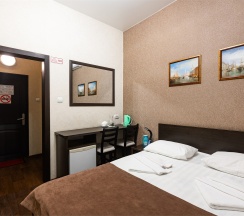 3 Одноместный номер(стандарт),с двухспальной кроватью. в Аппартамент