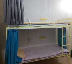 Кровать в общем номере (женский номер) в Room Hostel Dostyk