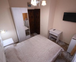 Номер комфорт с балконом в Гостевой дом на Кирова