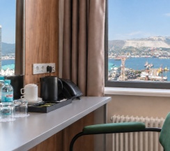 СУПЕРИОР в Grand Yan Hotel