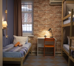 Отдельный четырехместный эконом в Nice hostel