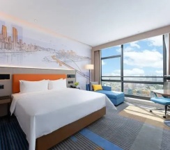 Двухместный номер Superior Business (двуспальная кровать) в Hampton by Hilton Guangzhou Jinshazhou