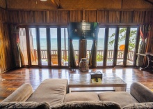 Вилла Premier с балконом и с красивым видом из окна в Koh Jum Resort